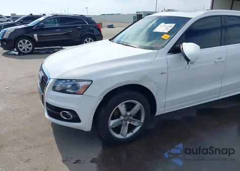 2012 Audi Q5 3.2 Premium z USA, uszkodzony, nr VIN WA1WKAFP2CA058909
